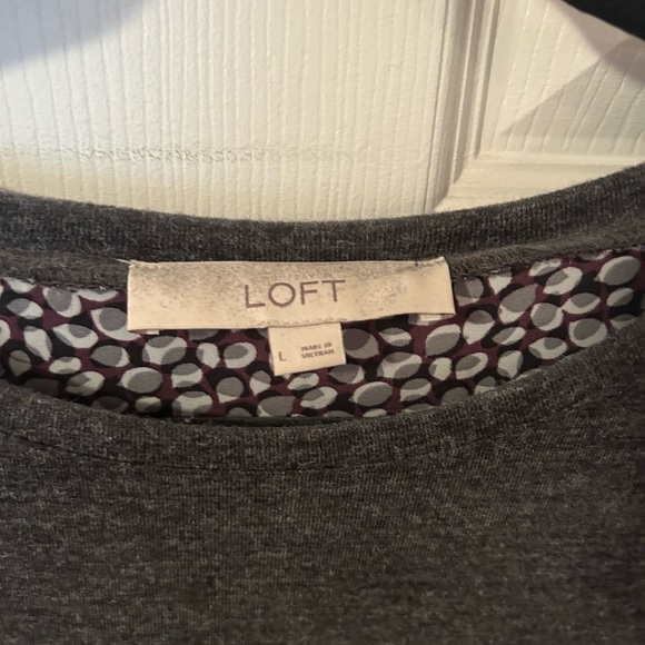 LOFT Sweater - Picture 4 of 13
